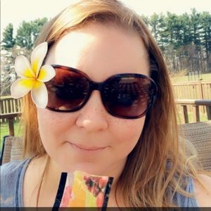 Meet your Posher, Heather